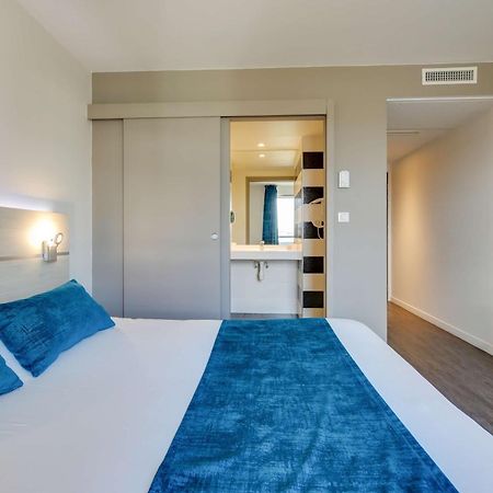 Brit Hotel Confort Сен Дизие Екстериор снимка
