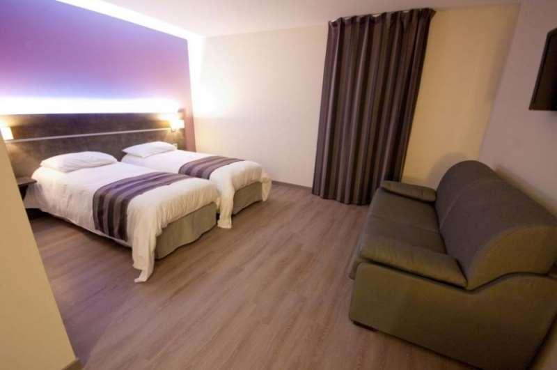 Brit Hotel Confort Сен Дизие Стая снимка